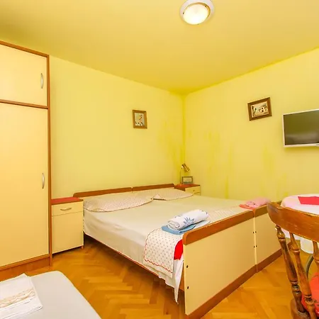 Roza Apartment Omis