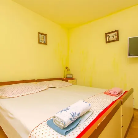 Roza Apartment
